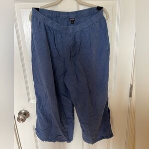 Patagonia wide legged light weight pants size L
